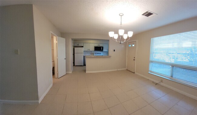 Building Photo - 2139 Shiveley Cir