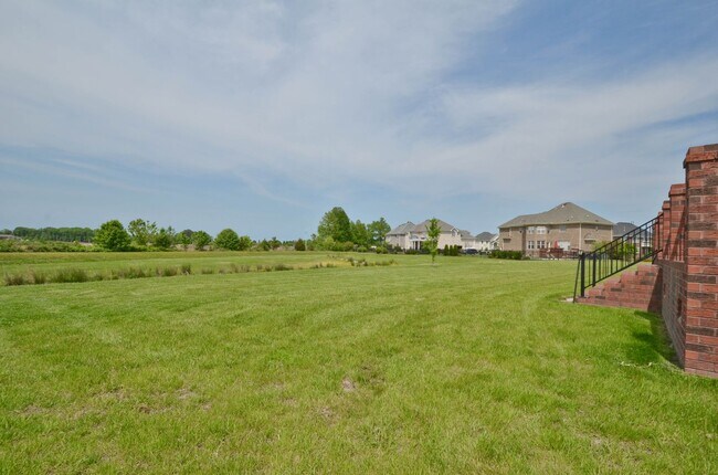 Building Photo - Discover your dream home in Virginia Beach!