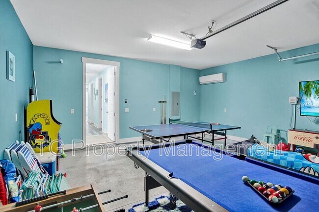 Building Photo - 514 2nd St S