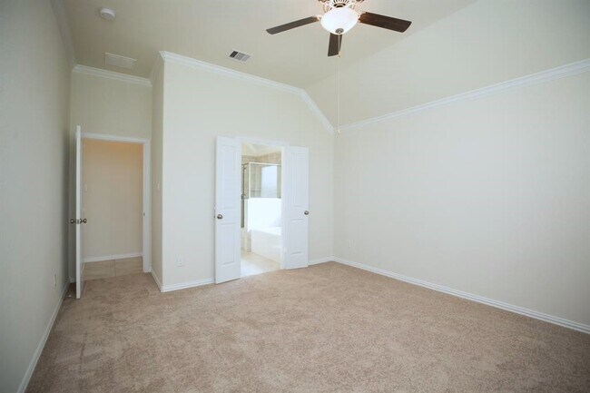 Building Photo - 10702 Balivcar Ct