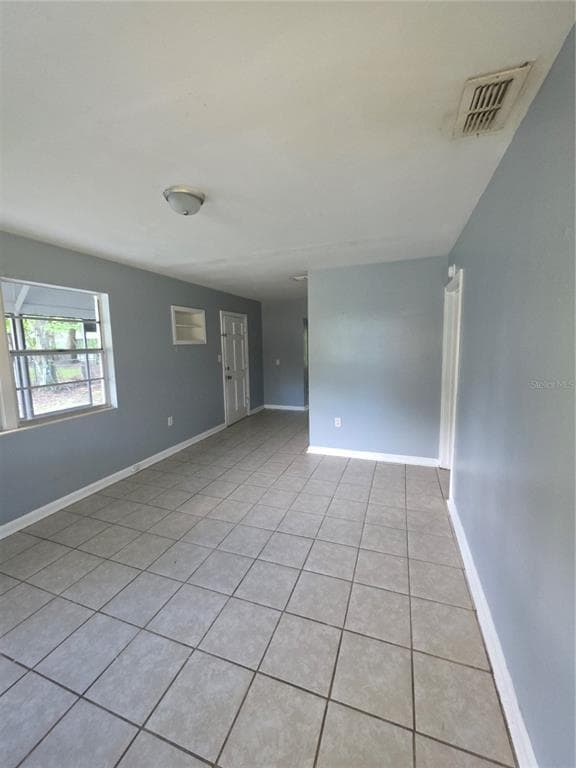 Building Photo - 3720 NE 3rd St