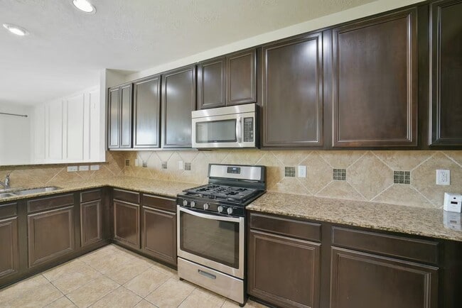 Building Photo - 18607 Shavano Ct
