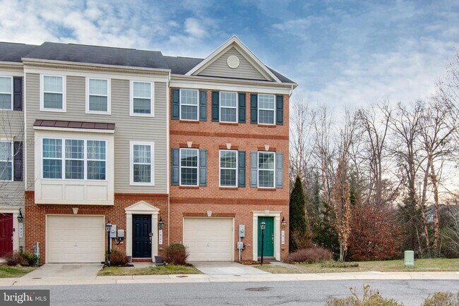 Building Photo - 1919 Beckman Ter