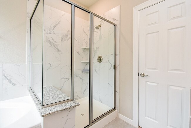 Building Photo - 24918 Meadowthorn Crest Ln