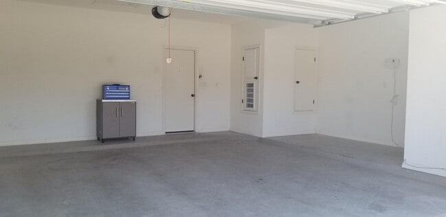 Building Photo - 14345 Apache Point Dr