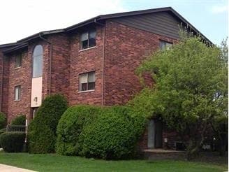 Primary Photo - 755 Inland Cir