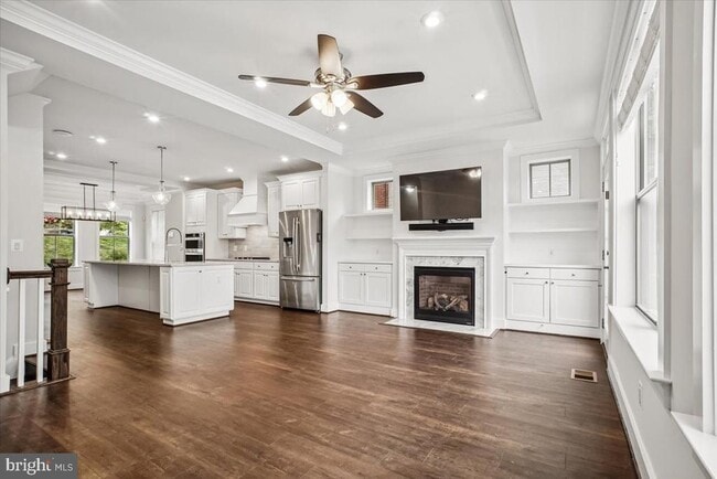 Building Photo - 3016 20th St S