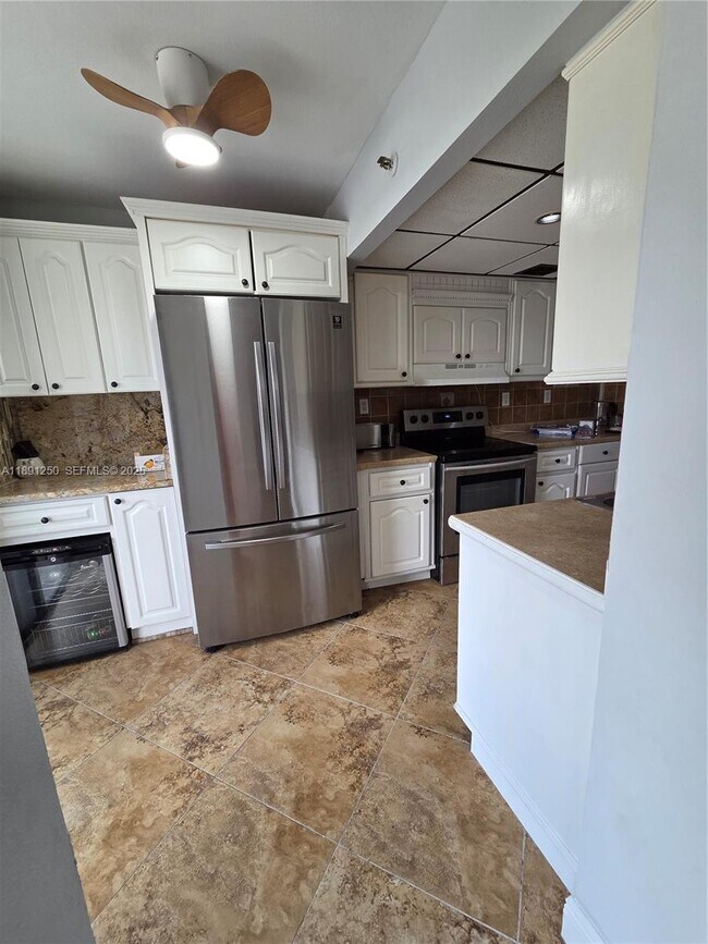 Building Photo - 210 174th St