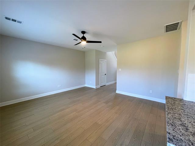 Building Photo - 1414 Windermere Wy