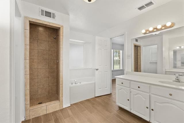 Building Photo - 2704 Wolff Dr