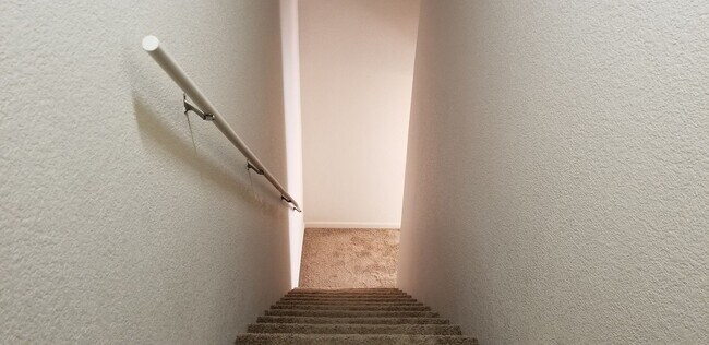 Building Photo - NIN322