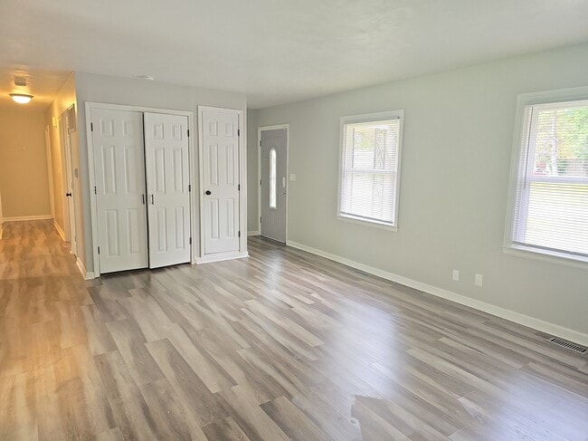 Building Photo - 8802 Malvern Hill Rd