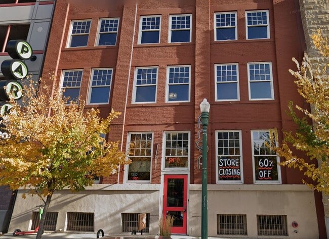 Office space - 314 S 9th St