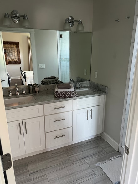 Building Photo - 2909 Murray Cir