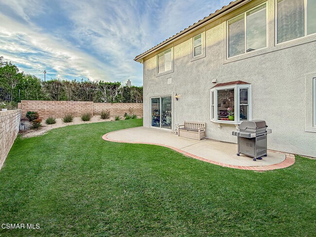 Building Photo - 5816 Painted Pony Cir