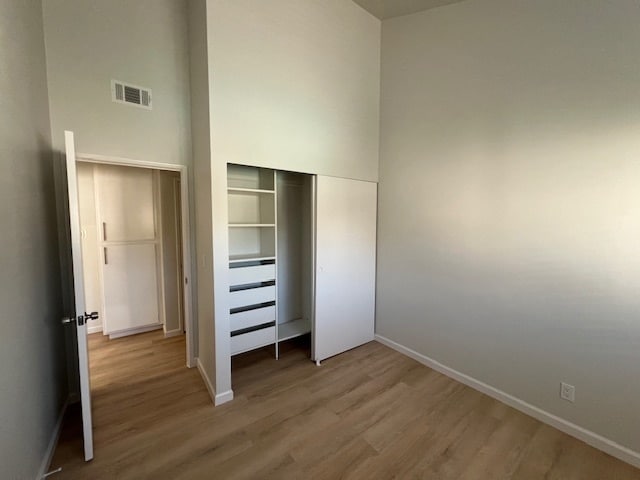 Second bedroom (morning) - 13100 Bromont Ave