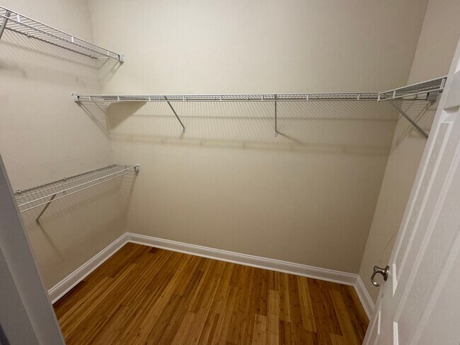 Building Photo - Move in Ready! Four Bed Three Bath Two Story Home. Pet Friendly. Amenities. Garage. Washer/Dryer....