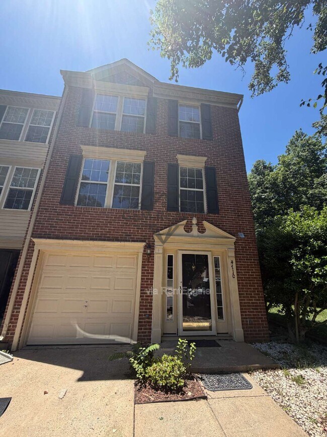 Building Photo - 4710 Turnberry Dr