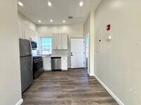 Building Photo - 75 Williams St