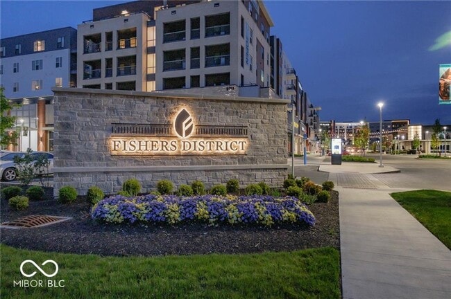 Building Photo - 9749 Junction