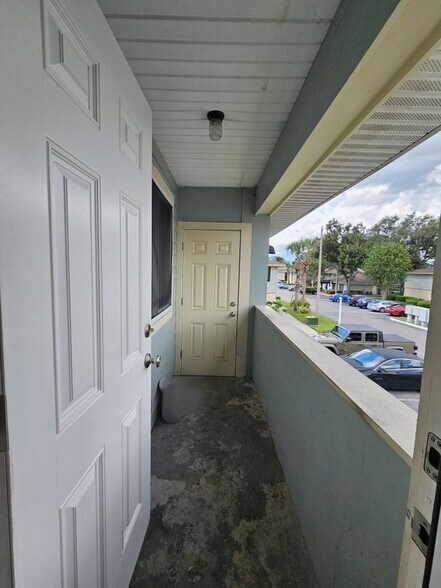 Building Photo - 540 Golden Raintree Pl