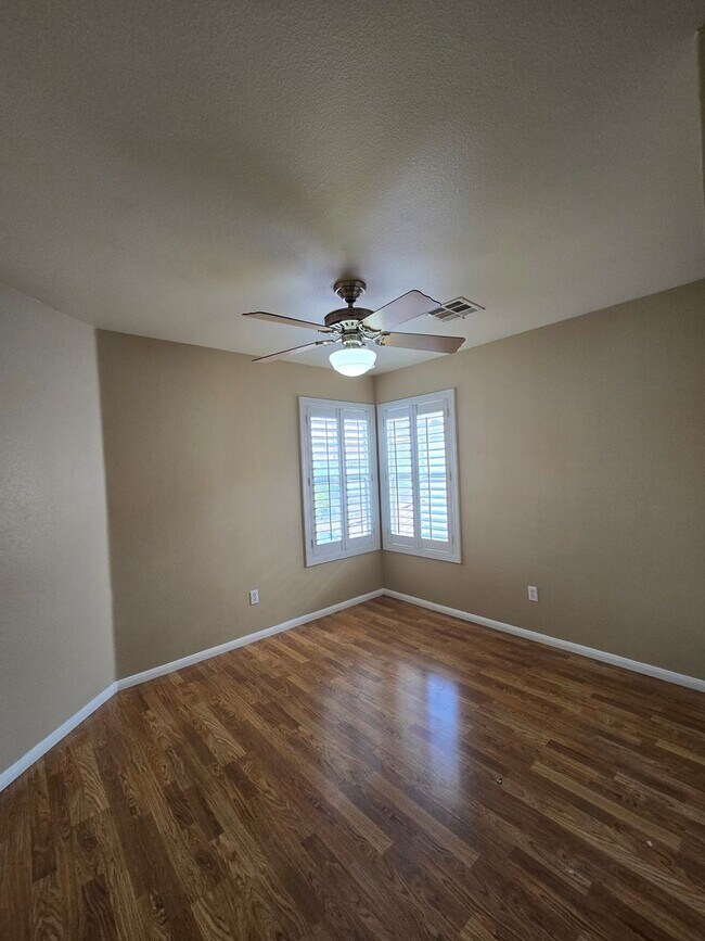 Building Photo - 816 Bow Creek Ln