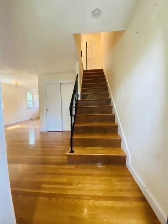 Building Photo - 37 Moreland Ave