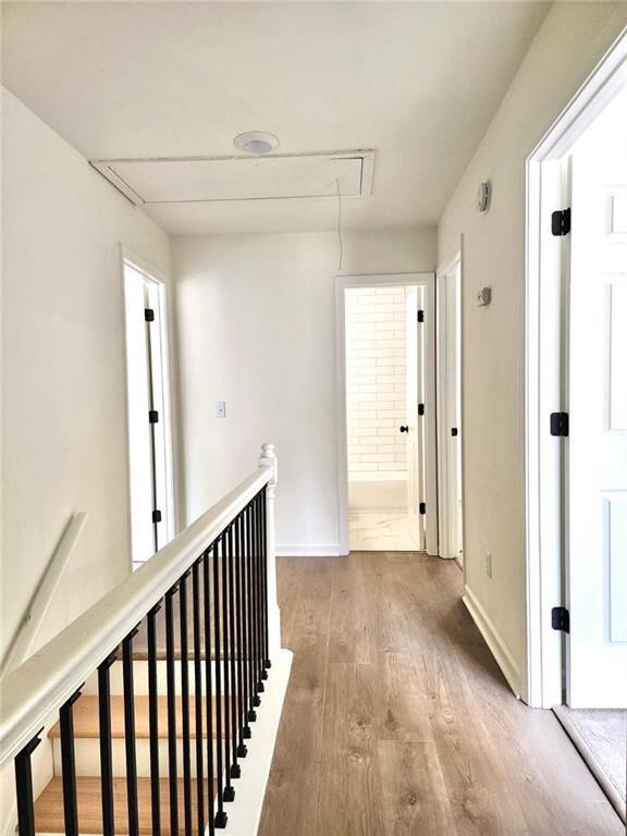 Building Photo - 118 Jade Ln