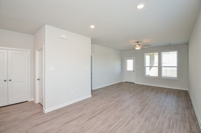 Building Photo - 21102 Armstrong County Dr