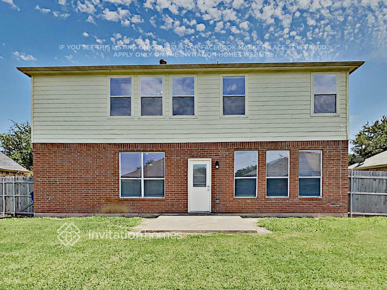 Building Photo - 1000 Pebblecreek Dr