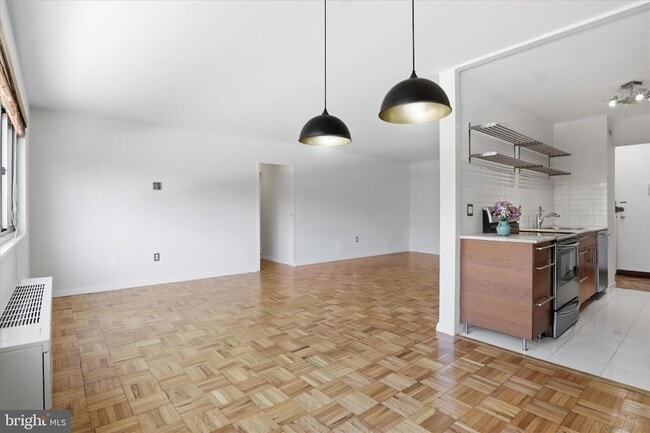 Building Photo - 4600 Connecticut Ave NW