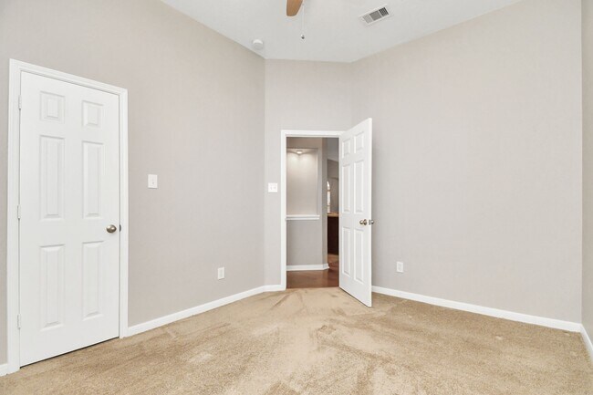 Building Photo - 17311 Elverson Oaks Dr