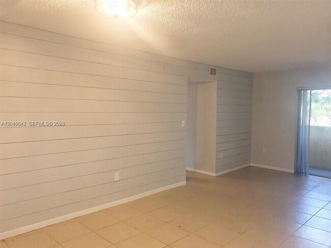 Building Photo - 14971 SW 82nd Ln