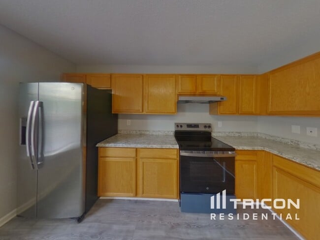 Building Photo - 5 Scottsdale Ct