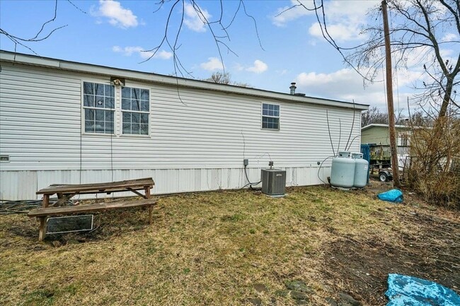 Building Photo - 34 Stern Scenic Dr