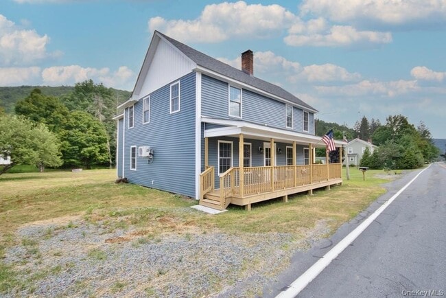 Primary Photo - 162 Rockland Rd