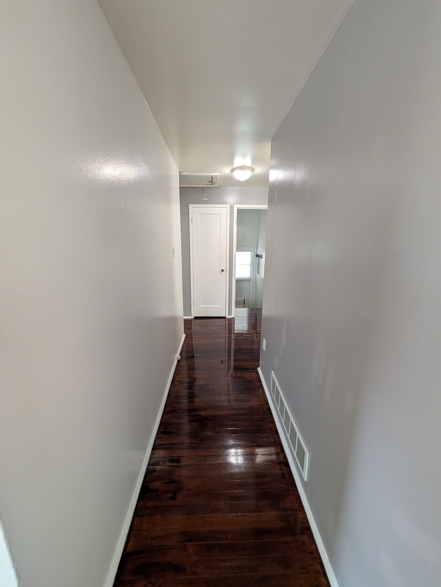 Building Photo - 43 Toponce Dr