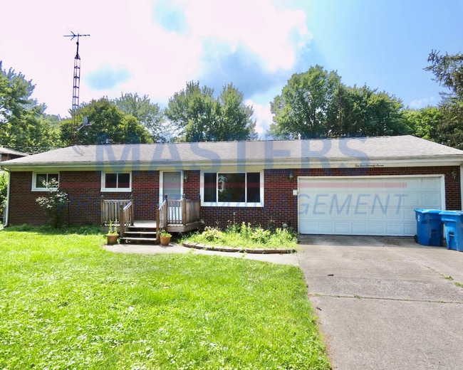 Building Photo - 10477 Mandell Rd