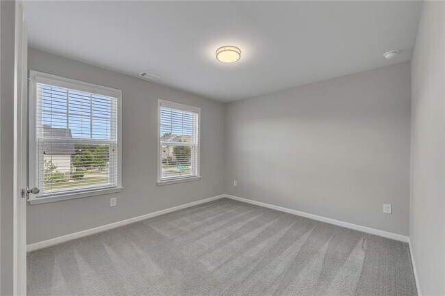 Building Photo - 522 Evans Ln