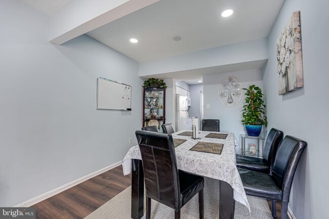 Building Photo - 7908 Sharpsburg Ct