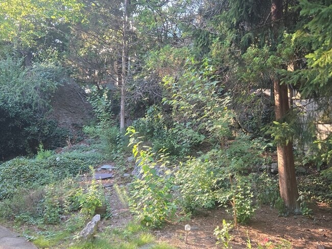 Building Photo - 34 Woodcliff Rd