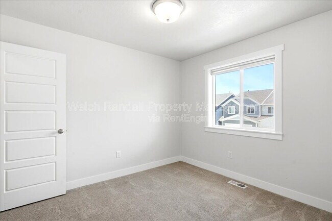 Building Photo - 4173 S 2825 W