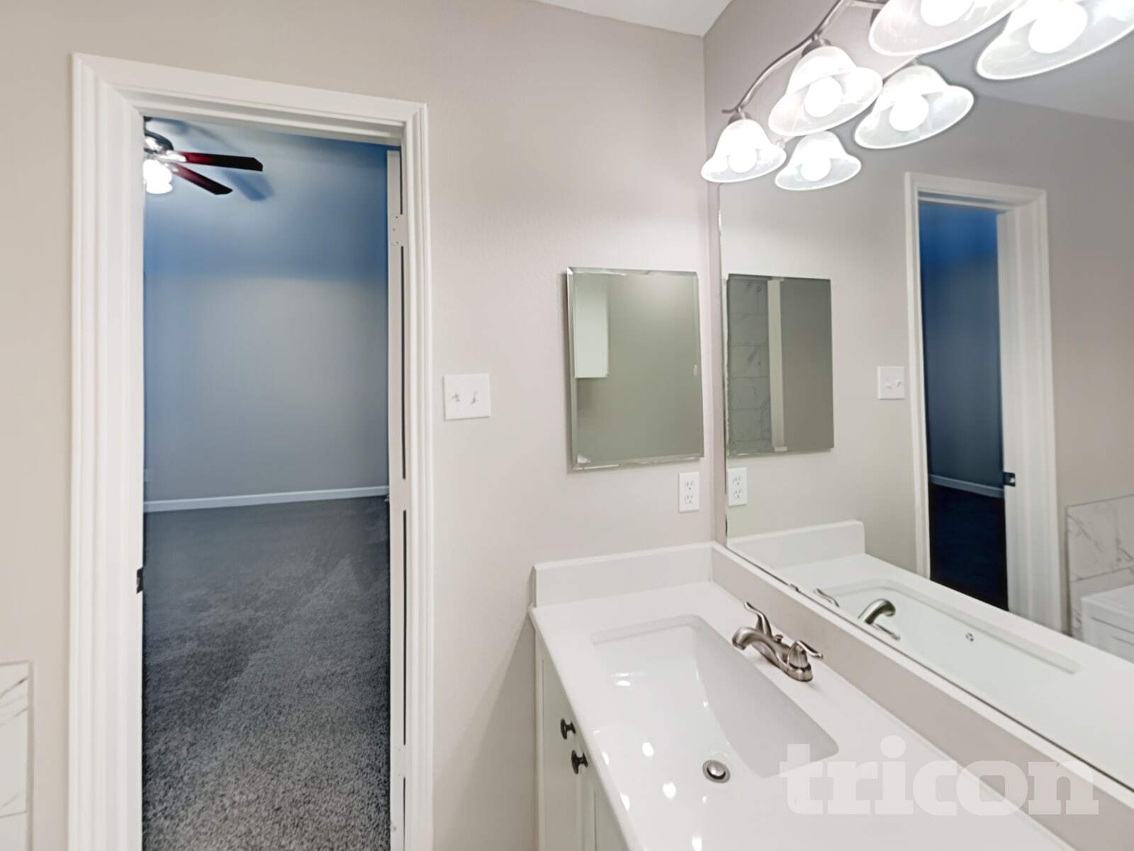 Building Photo - 240 Pine Crest Dr