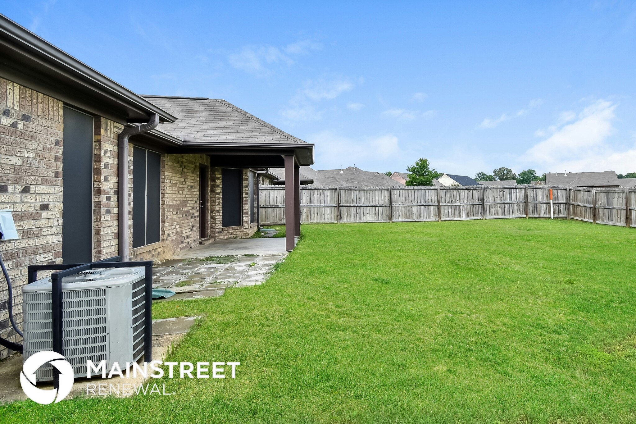 Building Photo - 8286 Willow Dr