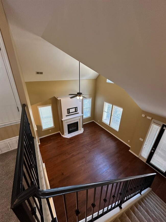 Building Photo - 1354 Island Pl E