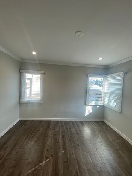 Building Photo - 5410 Packard St