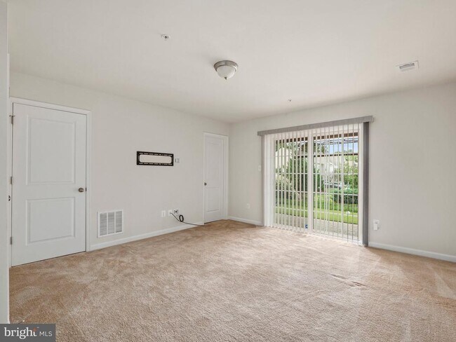 Building Photo - 43706 Winterberry Wy