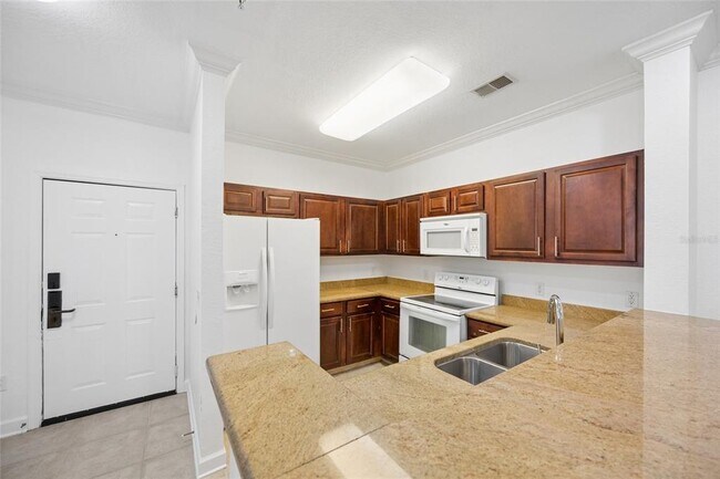 Building Photo - 8020 Tuscany Way