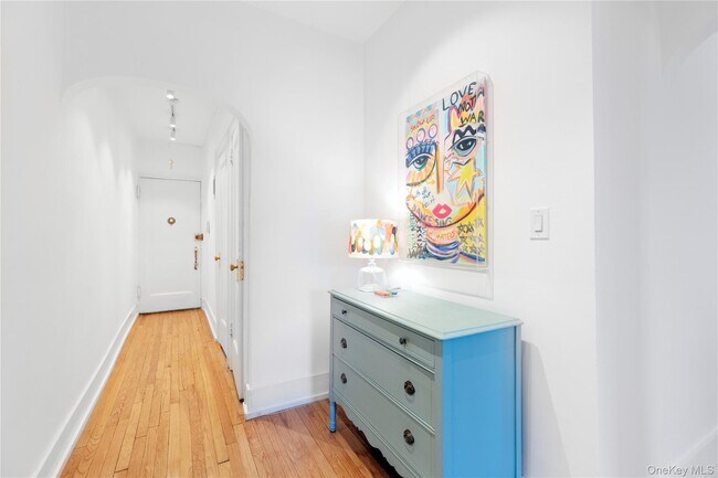 Building Photo - 76-66 Austin St