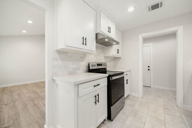 Building Photo - 6235 Weststar Ln